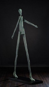 Beezy Bailey Walking Tall Bronze 240 x 150 x 18 cm